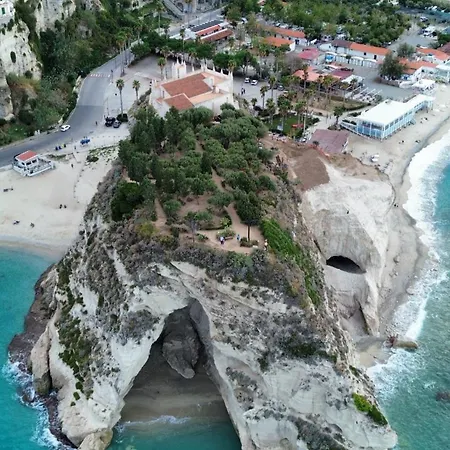 Stefanelli